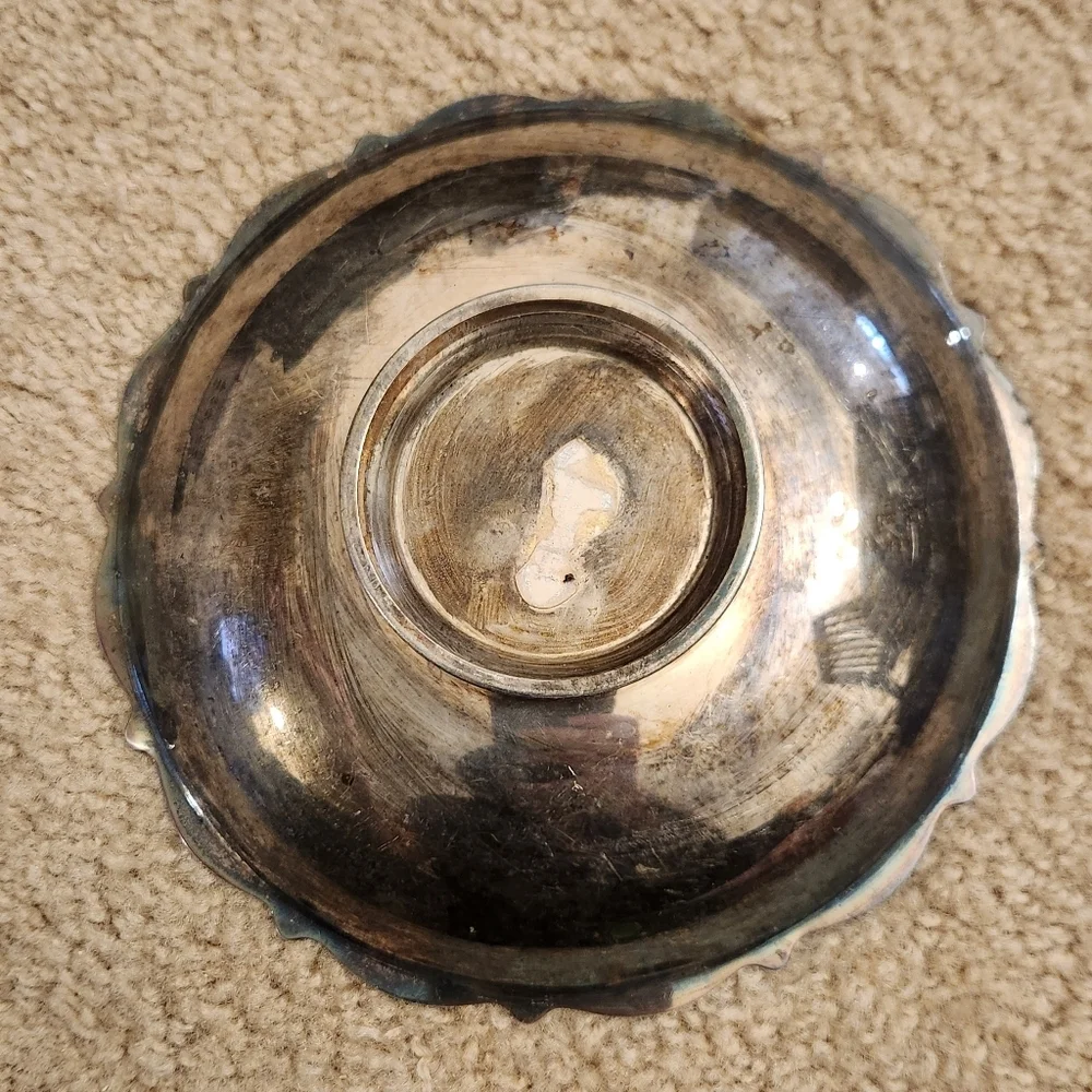F.B. Rogers Silver Co. Silverplate Bowl 8.5